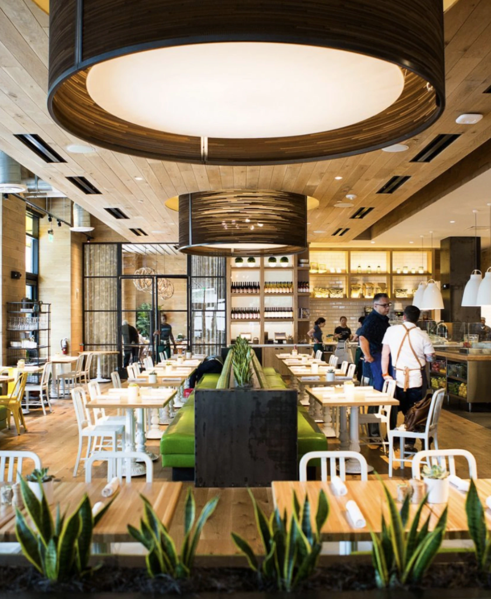 design d'intérieur professionnel design-bar-amenagement-mobilier-eclairage-ambiance-sur-mesure-moselle-france-luxembourg-grand-est-suisse