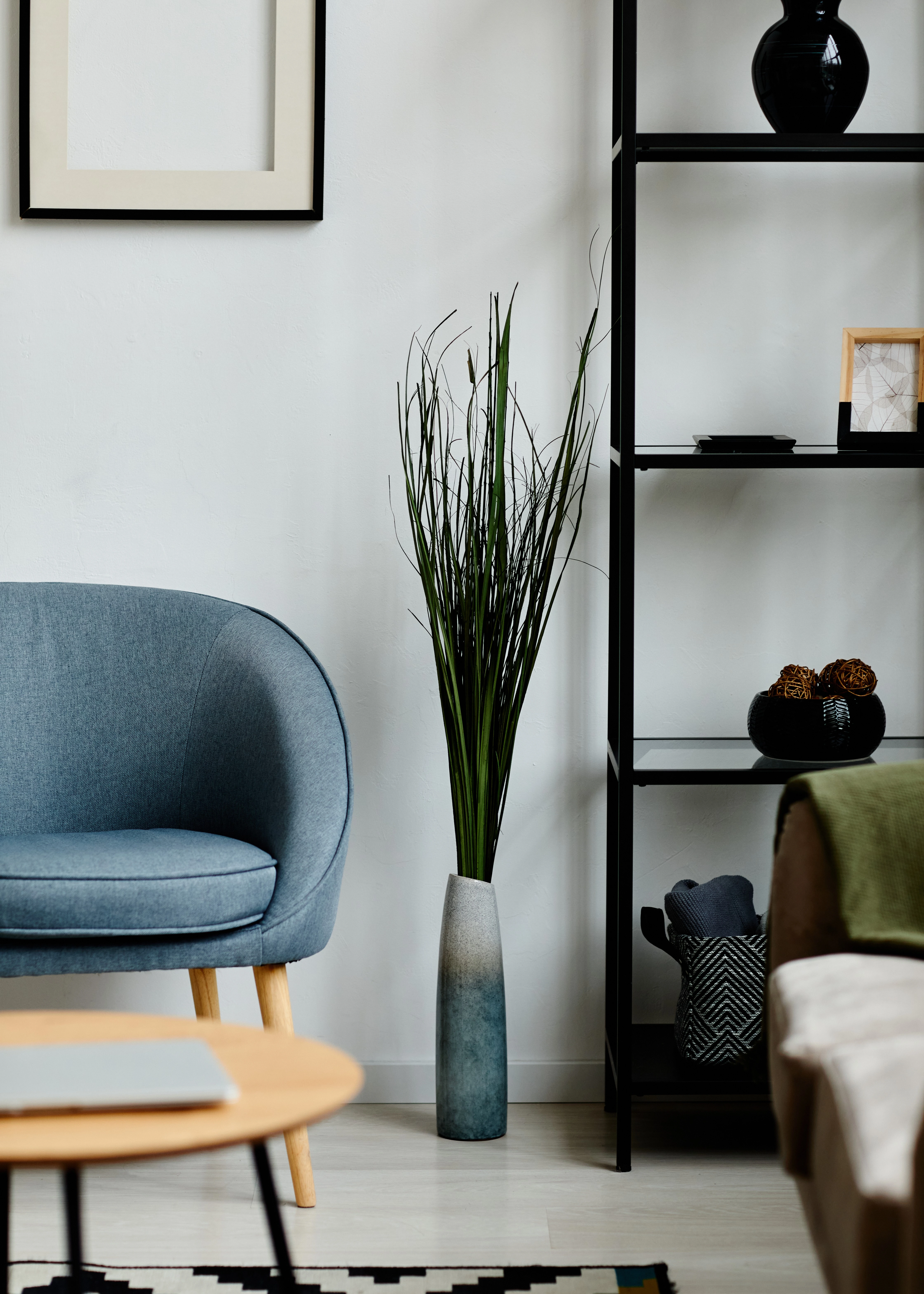 Comment le mobilier influence notre bien-être au quotidien (et pourquoi c’est un vrai sujet de fond) - MAISONNA DESIGN DINTERIEUR 1